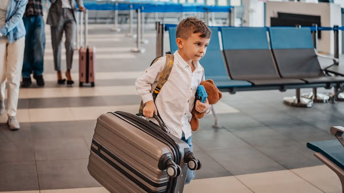 TUI, Ryanair, easyJet and Jet2 warning on common kids' toy that is banned from flights