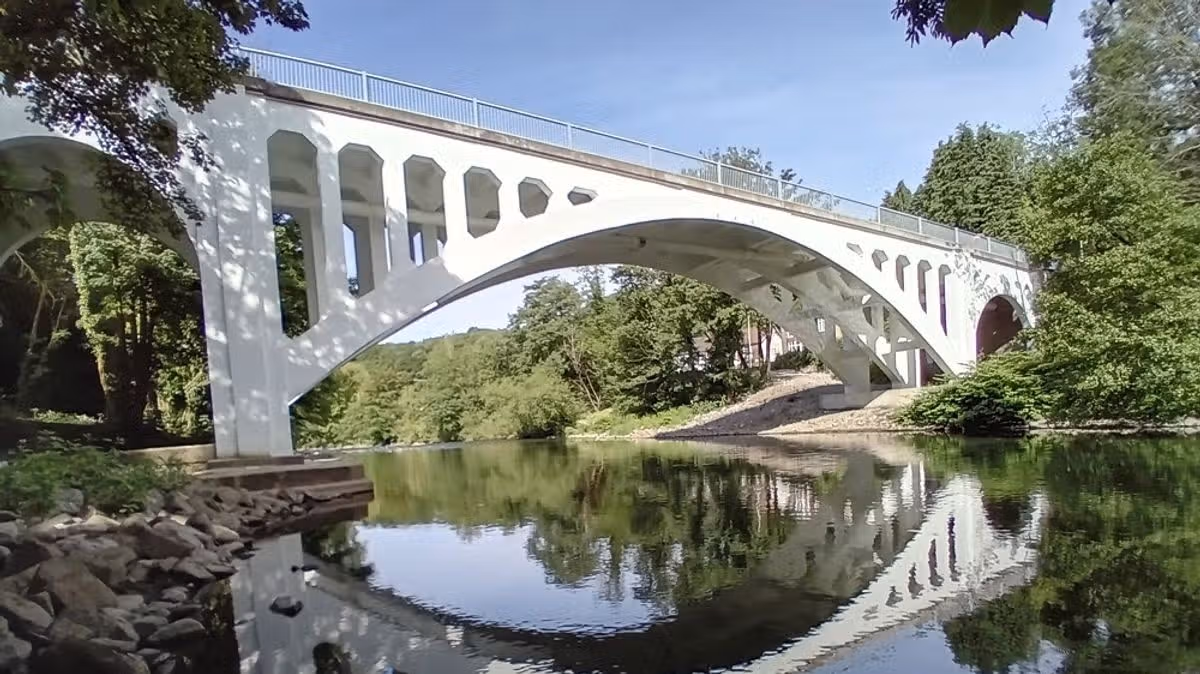 Drivers face disruption in Pontypridd due to bridge closure