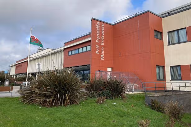 Swansea Bay University Health Board issued an apology after staff and patients reported excessive heat at the hospital