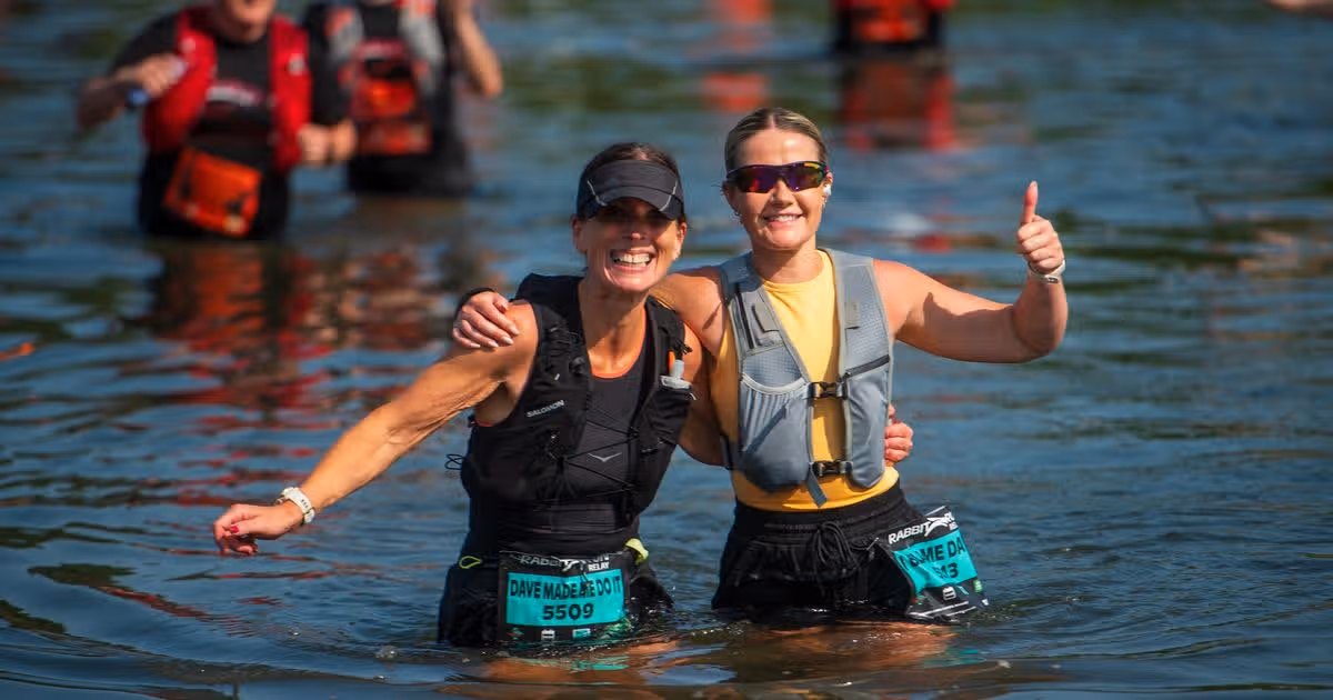 Hundreds of people run through rivers, sand dunes and and insane 65km course in roasting temperatures