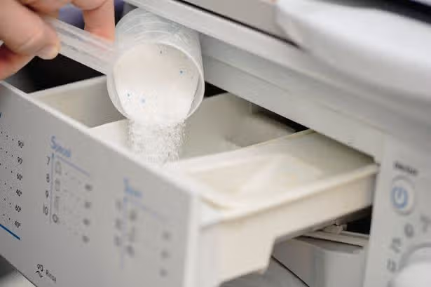 Everyone urged to put washing powder into their sinks this weekend