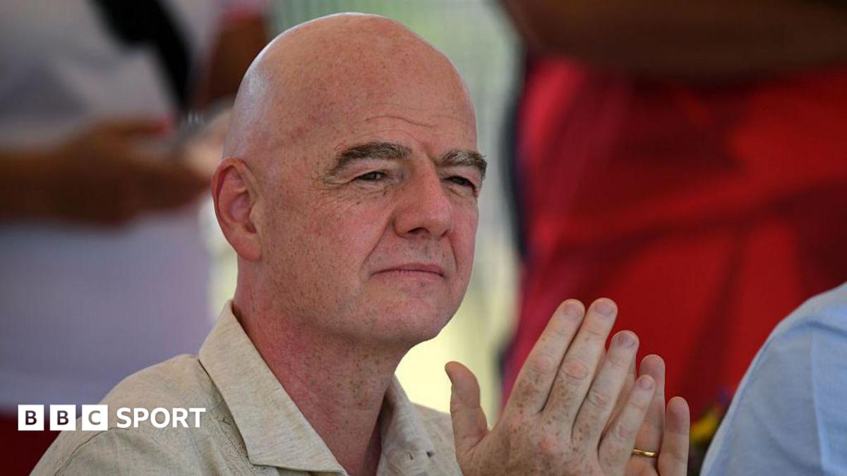 Infantino ally insists Fifa president still has backing of most football associations
