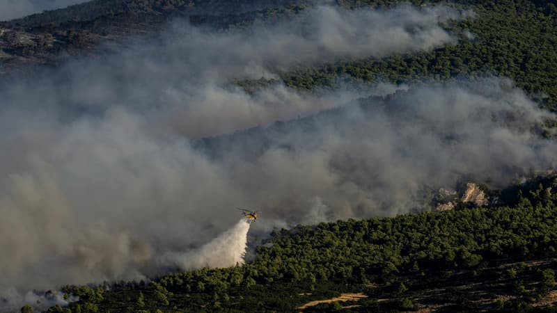 Greece: collision between two helicopters involved in a fire, the crews wanted