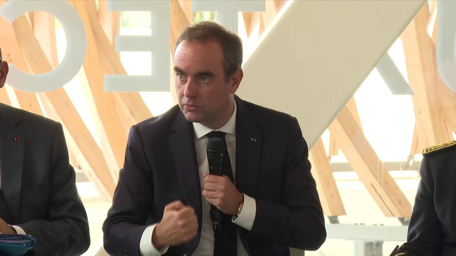 Sébastien Lecornu assures that he has "nothing to hide" and denounces "a little conspiracy" drifts