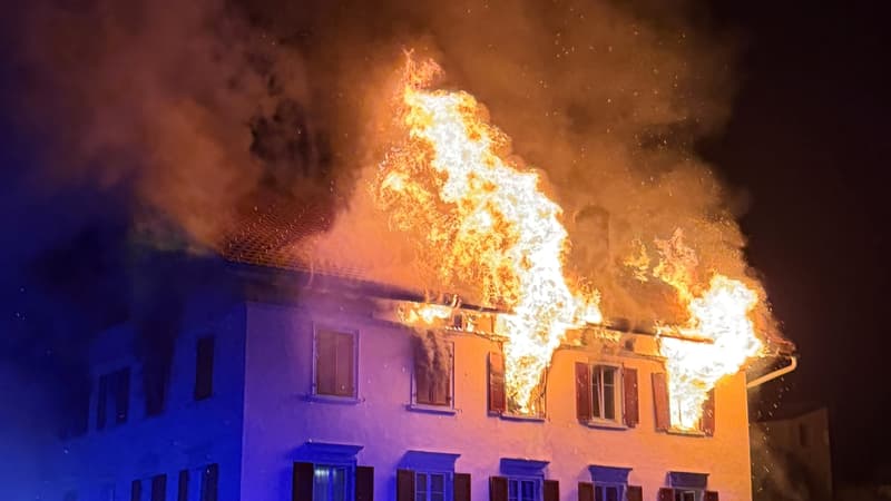 Five missing persons and eight injured in the burning of a building in Switzerland