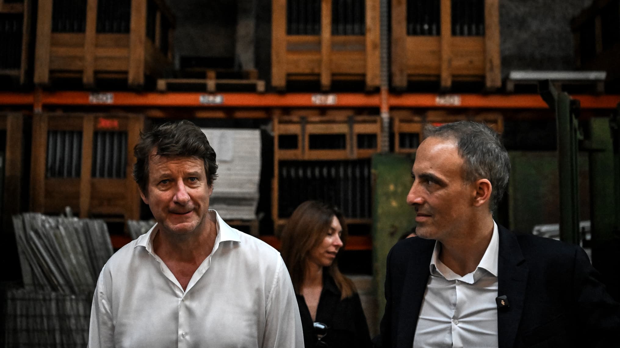 Yannick Jadot announces support for Raphaël Glucksmann "without hesitation"