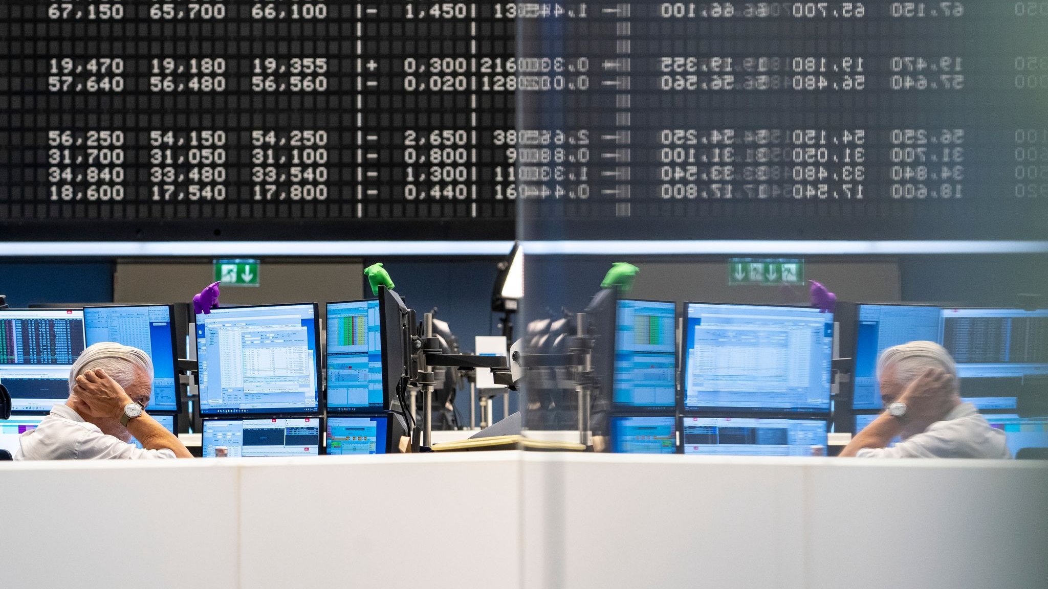 Exchanges: Hope for Iran talks drives Dax over 26,000 points