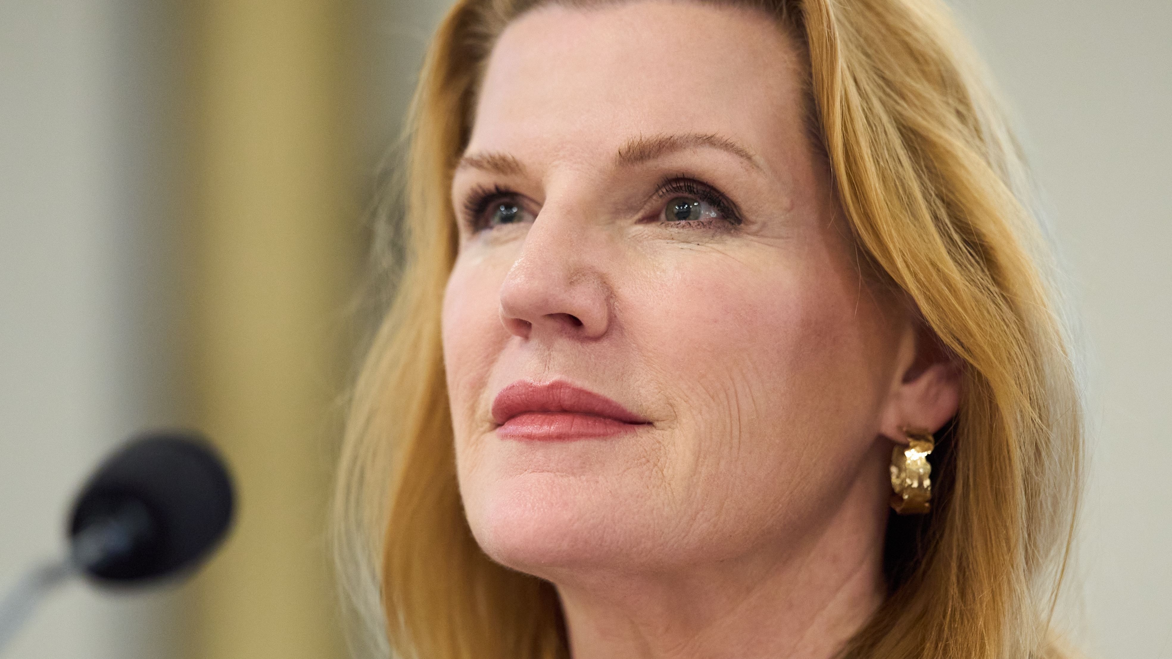 Pentagon closes billion-dollar software deal with Oracle