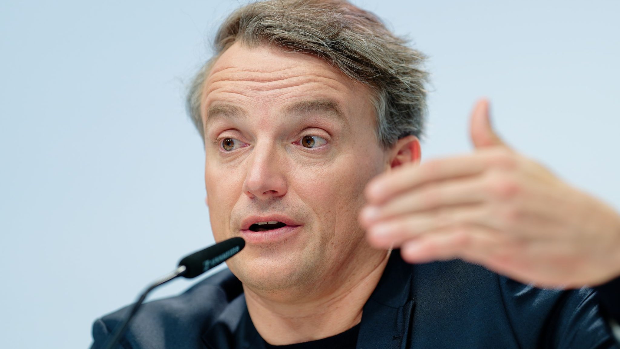 Competition from the USA and China: SAP chief on AI transformation: “Want to beat us all”