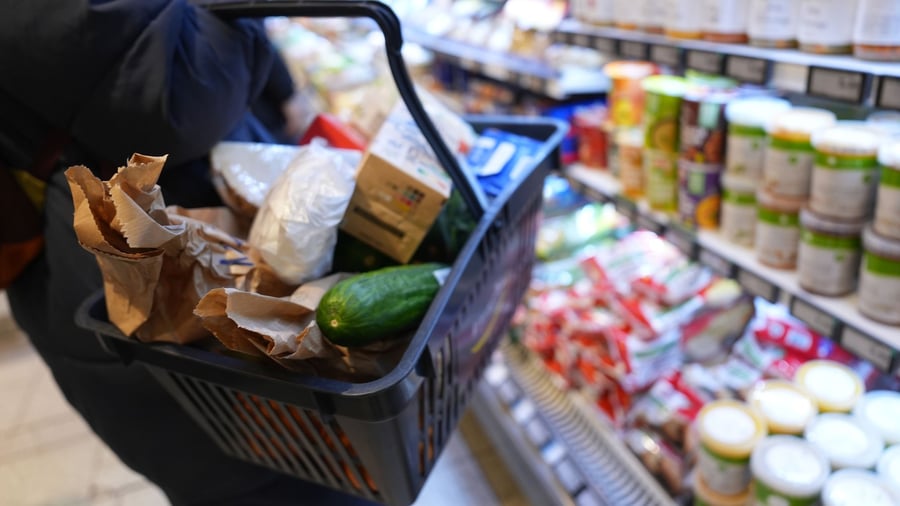 Food: UN food price index rises to highest level since 2023