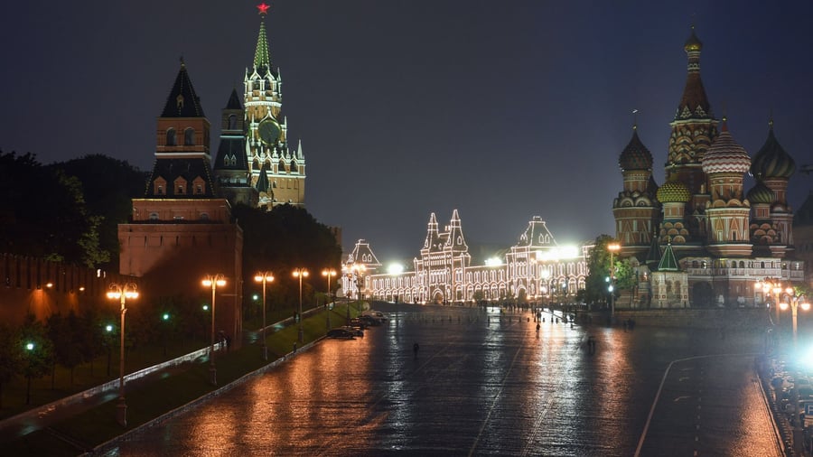 Ukraine war: Mayor: Moscow attacked with hundreds of drones