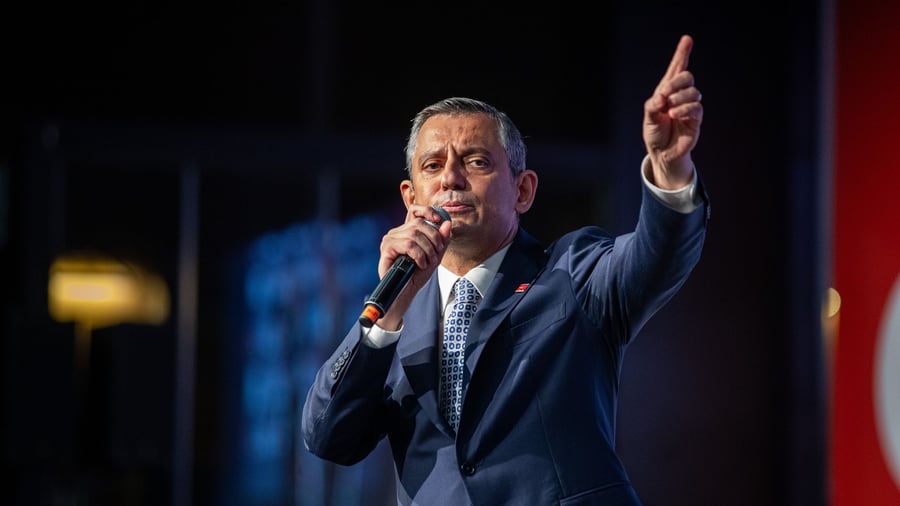 The former CHP chairman leaves the party after court judgment; Many people follow him