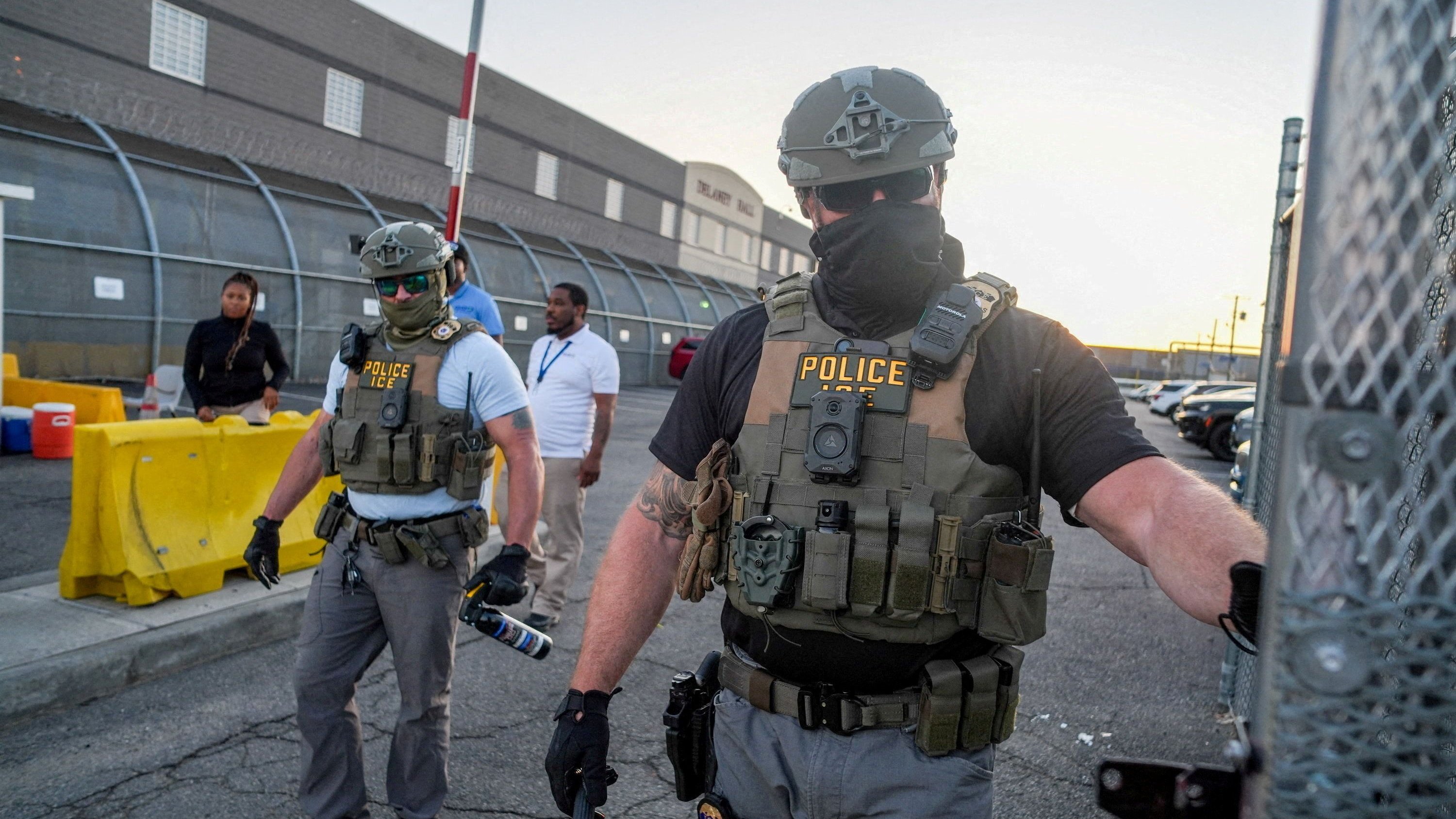 Immigration: ICE wants to equip employees with bodycams by the end of August