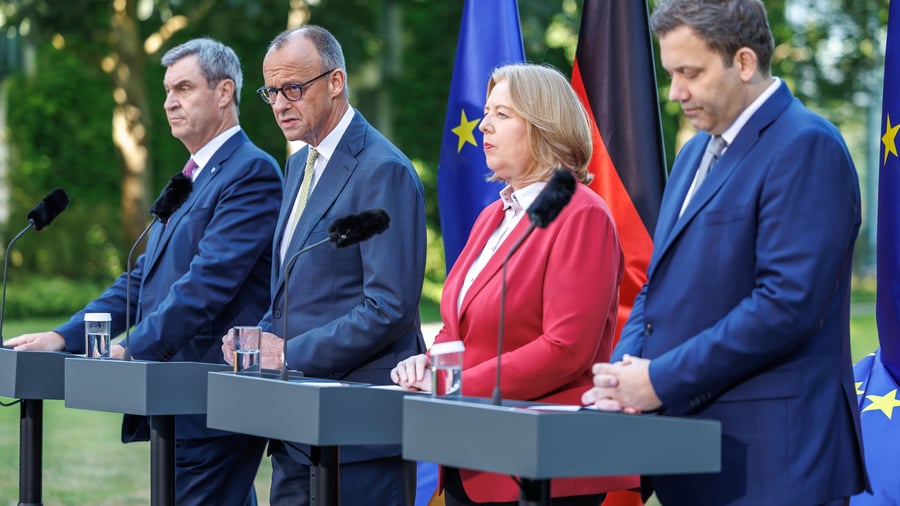 Reforms: Chain Temporaries and Terminations – What the “world’s unique” coalition decisions mean