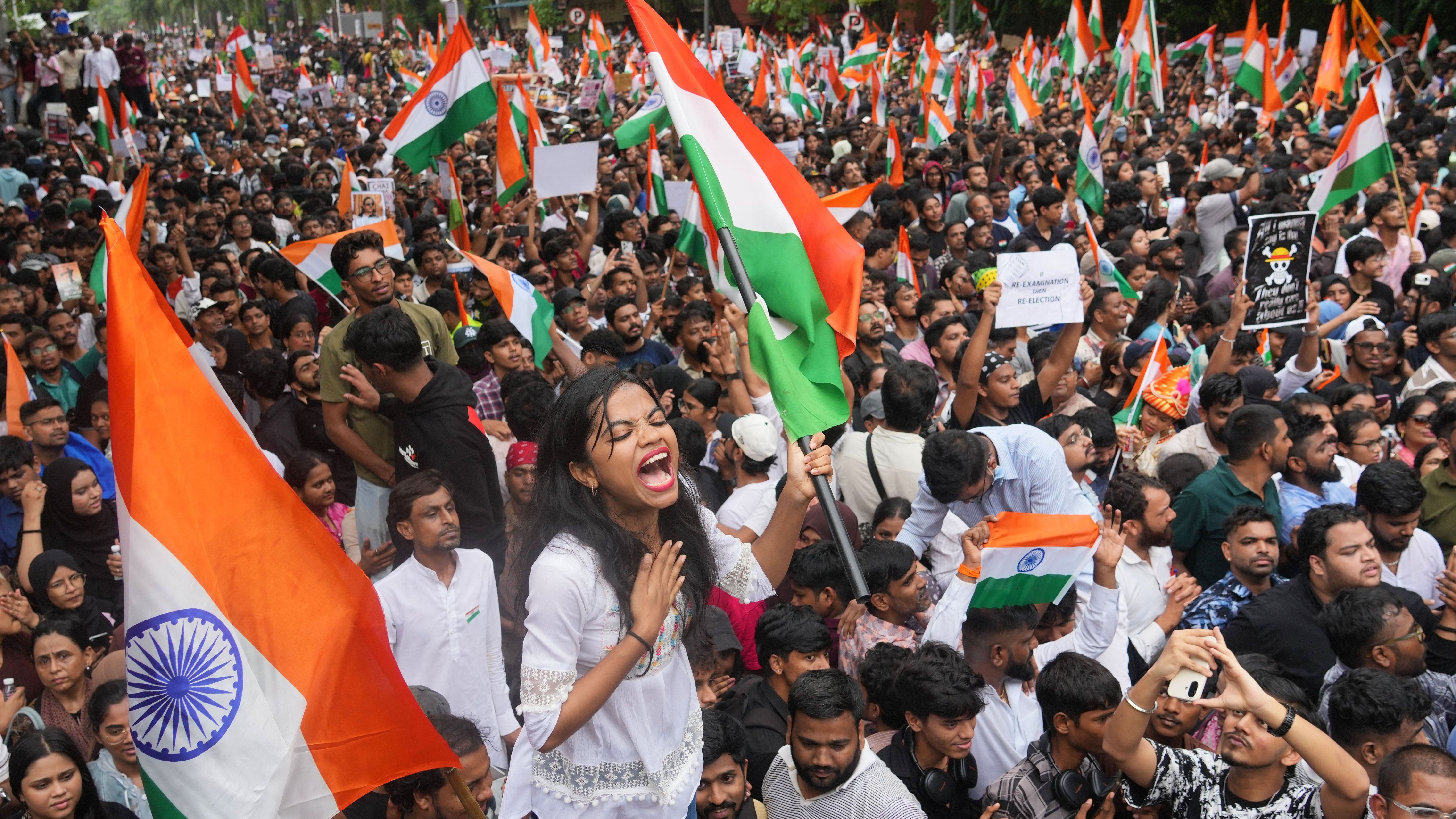 India: AI Training and Free Tuition: How Modi Wants to Draw India's Youth to His Side