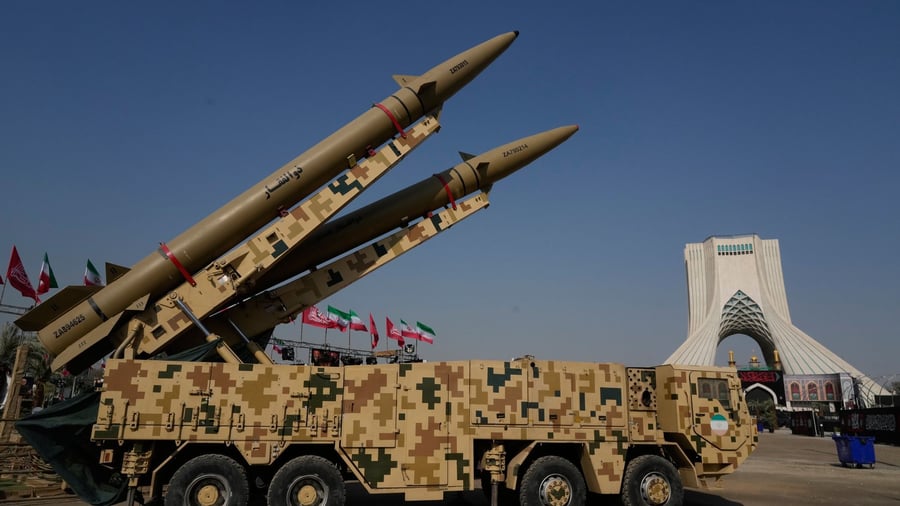 Situation at a glance: Trump considers new attacks - Iran threatens counterstrikes