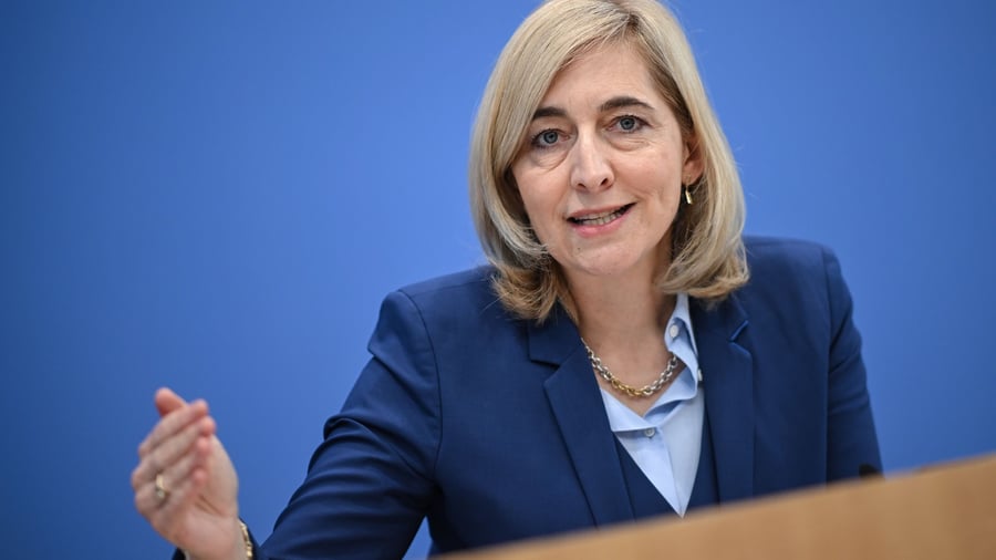 +++ Federal policy +++: Warken wants to stop online sick letters without doctor contact