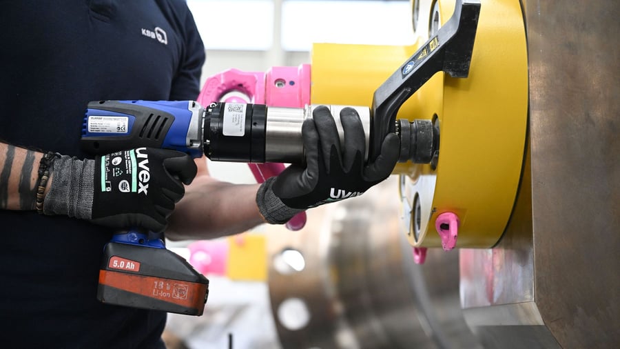 Labour market: earnings gap between Germans and foreigners remains large