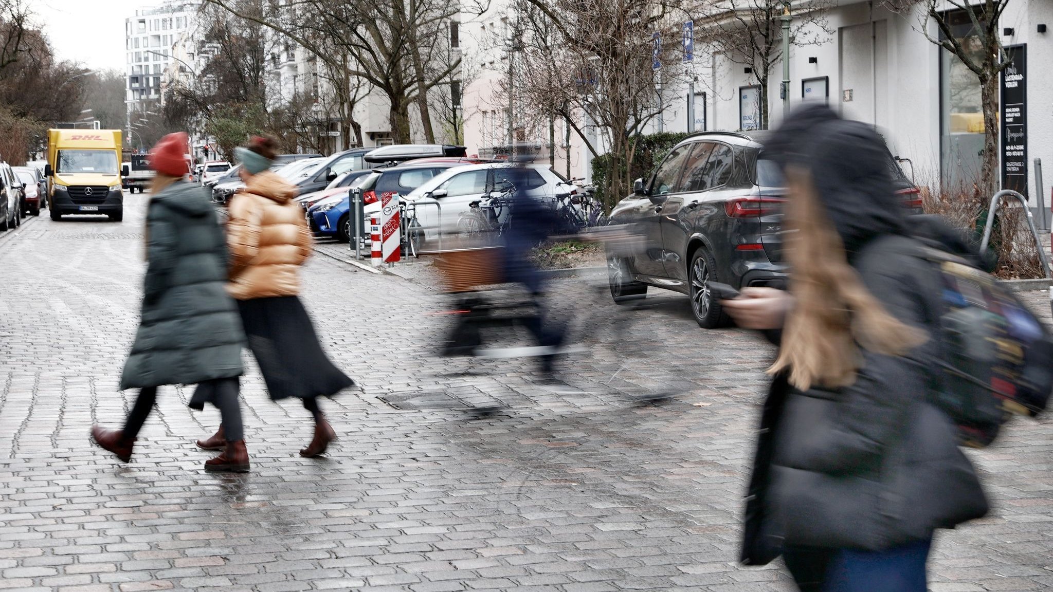 Fatal accidents: pedestrians in traffic: 130 years after the first death