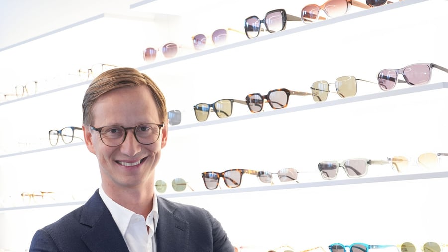 Fielmann: “Eye lasers are a luxury for the rich”