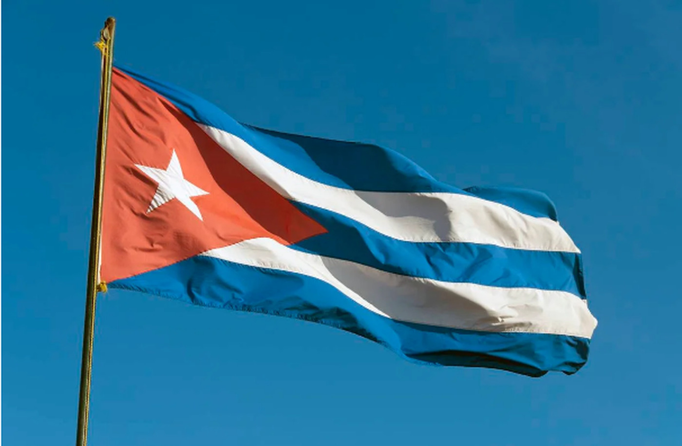 Government sends food to Cuba, which is experiencing supply crisis