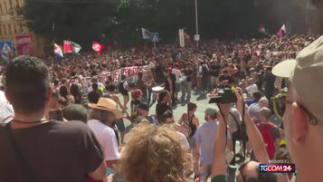 G8 of Genoa, at least 3 thousand demonstrators for the travelling procession