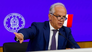 ANSWER: 'On the dublining sterile polemics, only 3 in Italy'