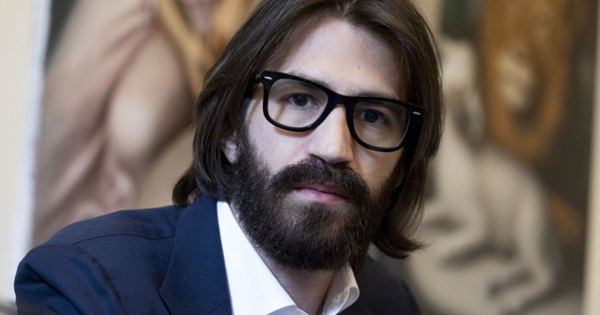 Leonardo Maria Del Vecchio leaves all assignments in EssilorLuxottica