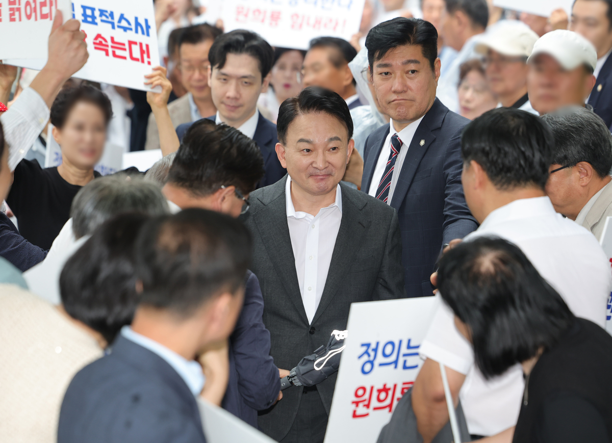Won faces allegations of abuse of power for scrapping the highway project without following proper procedures
