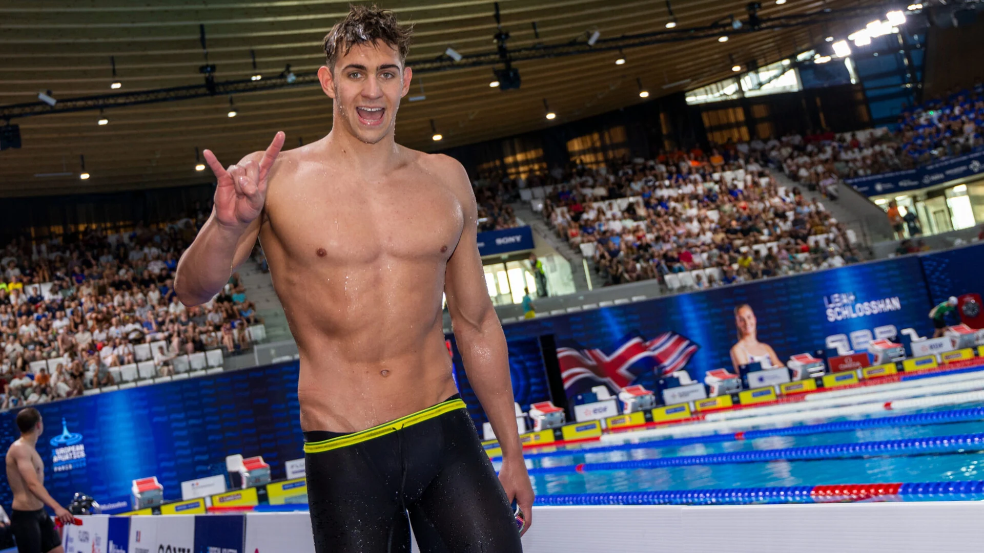 Swimming - Strong! Luka Mladenovic cheers for bronze at European Championships