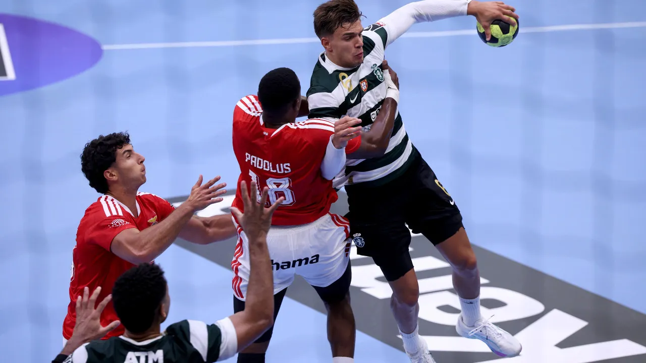 Sporting Conquer Handball Super Cup for the fourth consecutive time