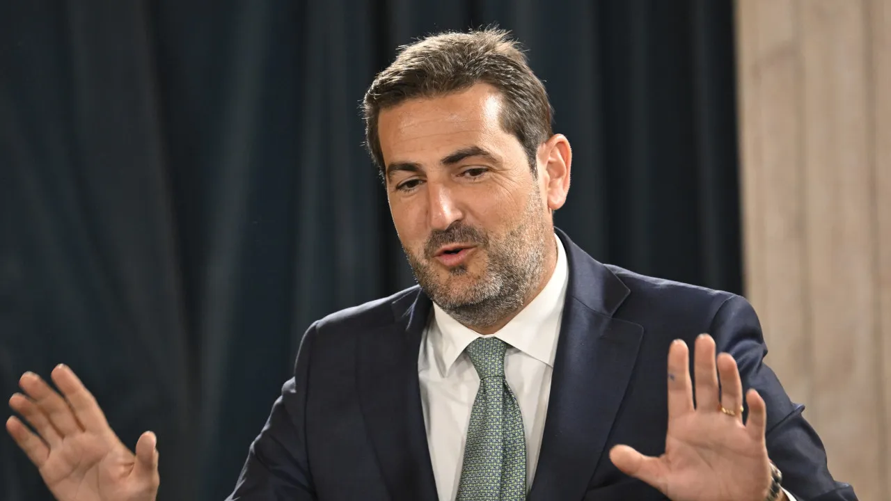 Exams? Minister "never stopped at the helm of events"