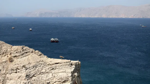 Iran announces possibility according to Oman about new route in Ormuz