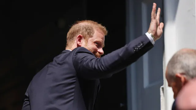 Prince Harry and Elton John lose lawsuit against Daily Mail