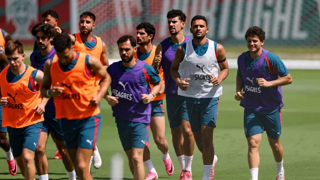 Portugal starts training with nine players in the gym
