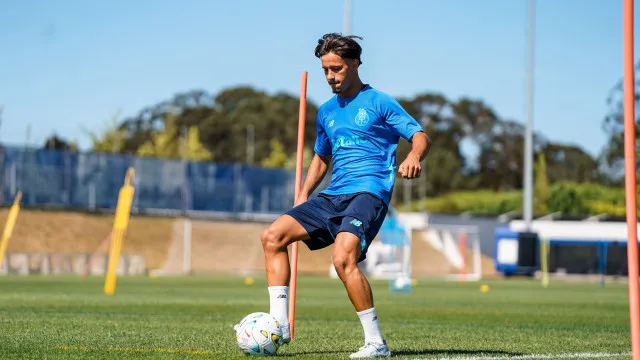 Samu and Vasco Sousa conditioned in the first training of FC Porto