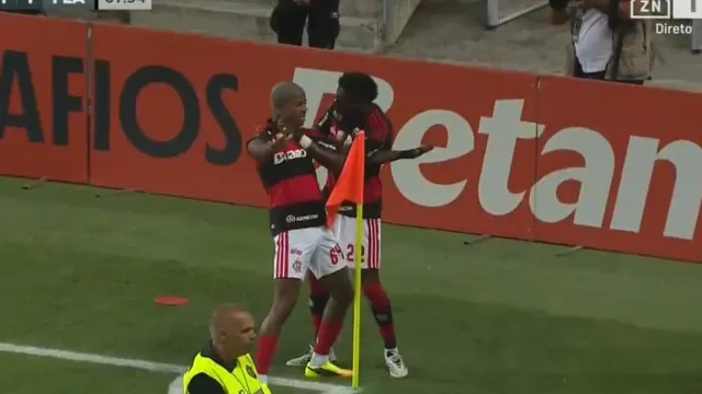 22h Benfica loses in the Algarve by 2-1 against the Brazilians of Flamengo