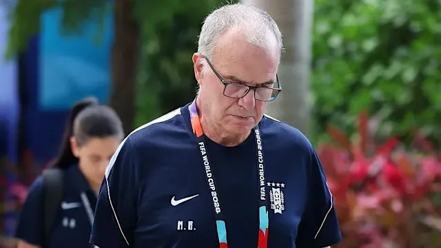 World Cup: Spain wins group, eliminates Uruguay