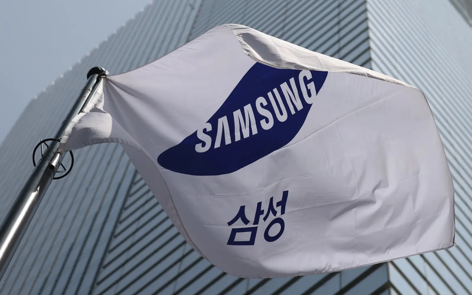 Samsung operating profit up 1,800% in second quarter on AI boom