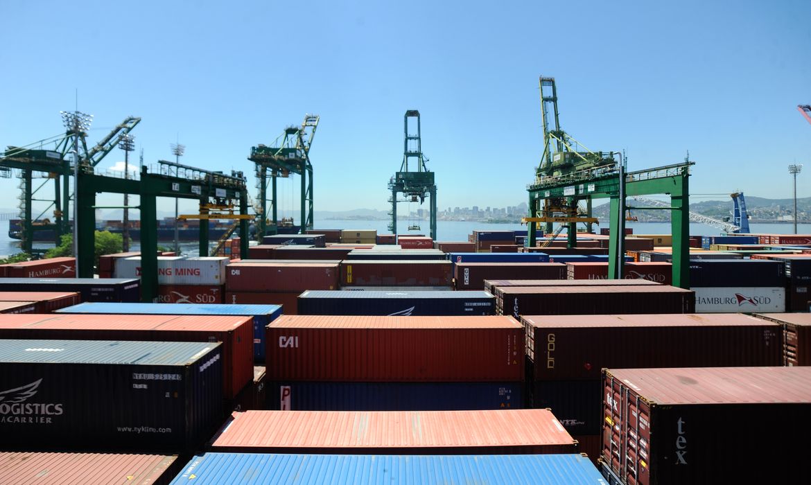 Measure reaches specific sectors of the national industry, which can be reviewed according to Brazil's response