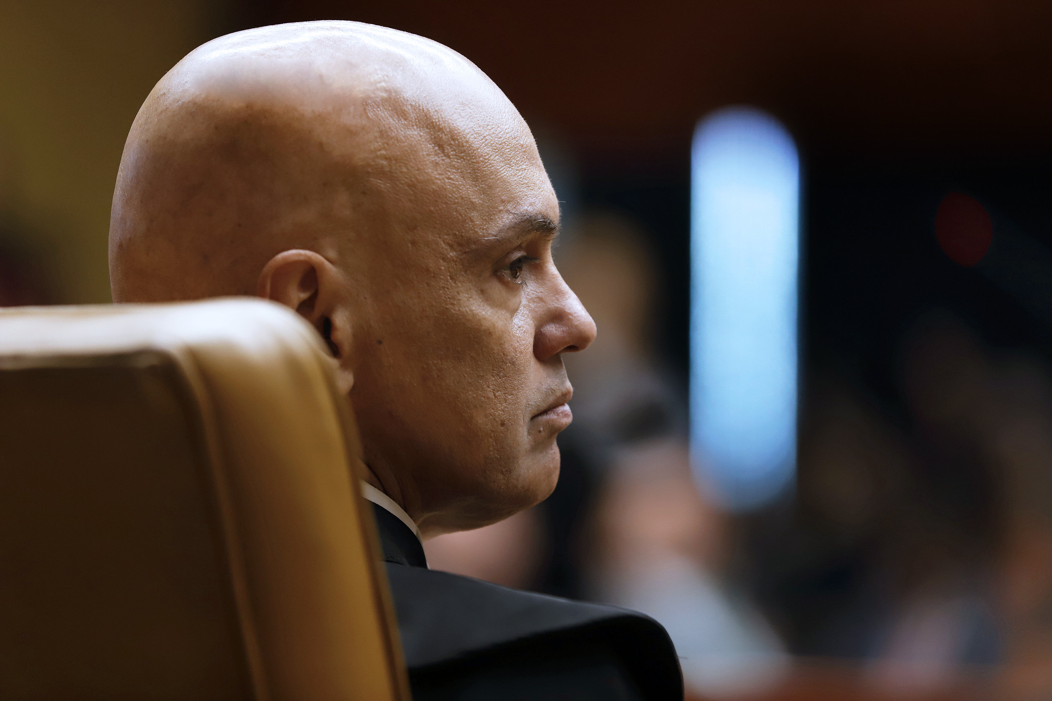 Moraes keeps home from Bolsonaro, but forbids visits for 30 days