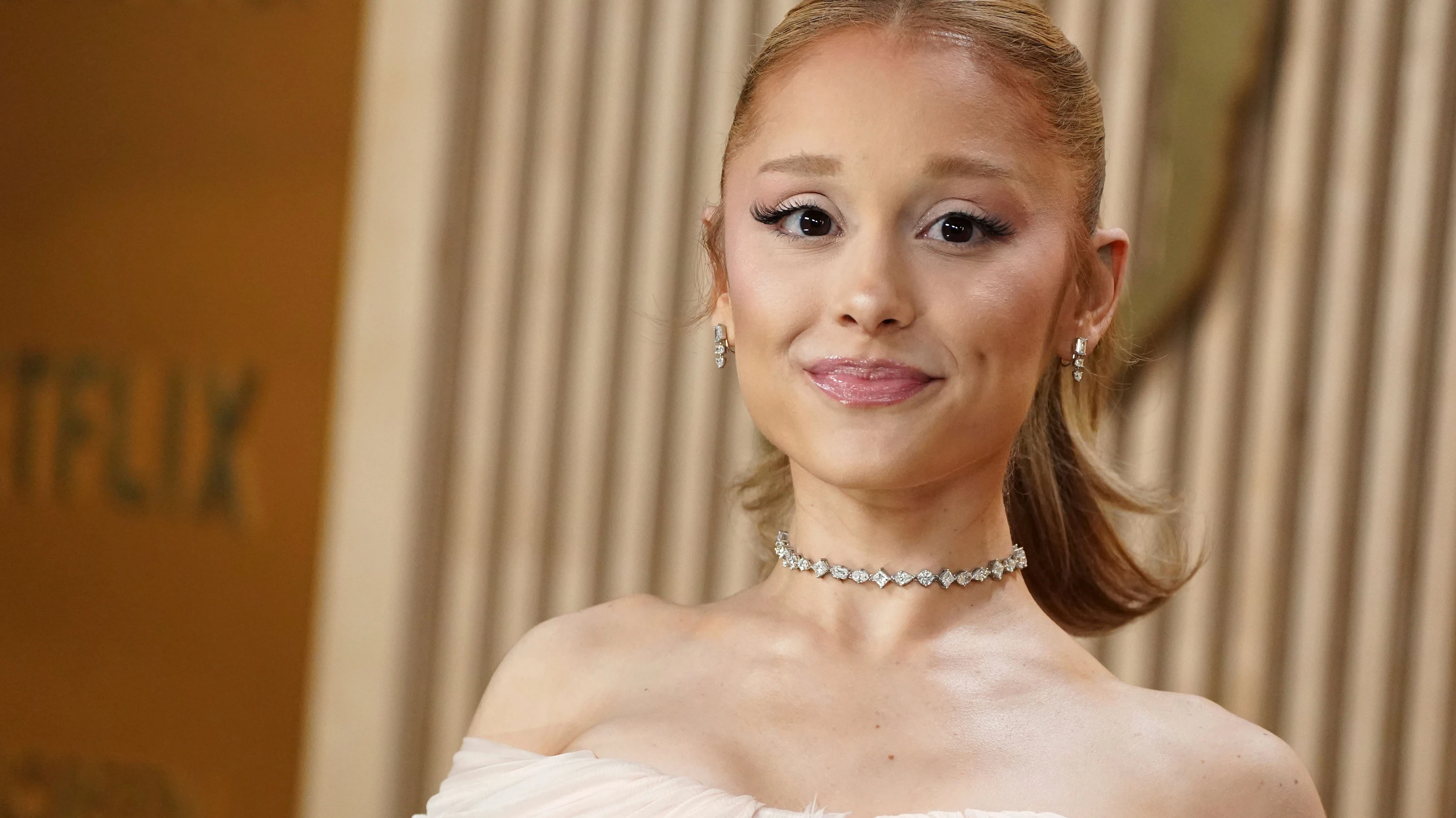 The US singer and actress will not take part in the project planned for summer 2027 at the Barbican Theatre