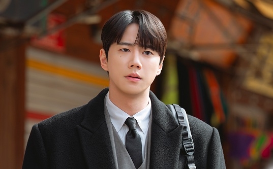 "See you in the winter after next"… Lee Jun-young, who enlisted as an active-duty soldier in the army, posted a photo early in the morning