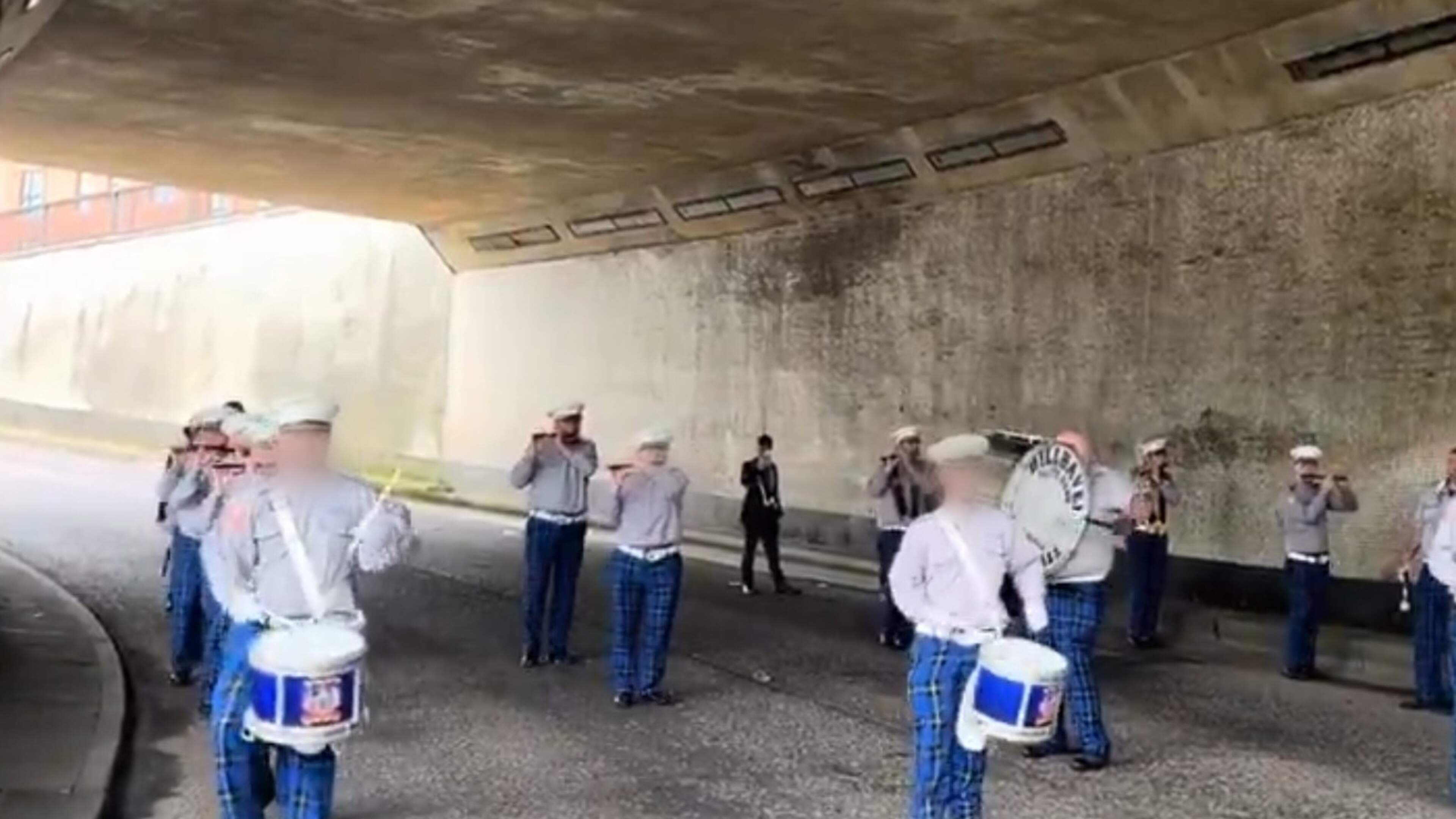 Sinn Féin to lodge ‘formal complaints’ with PSNI and Parades Commission over alleged incidents at Apprentice Boys parade