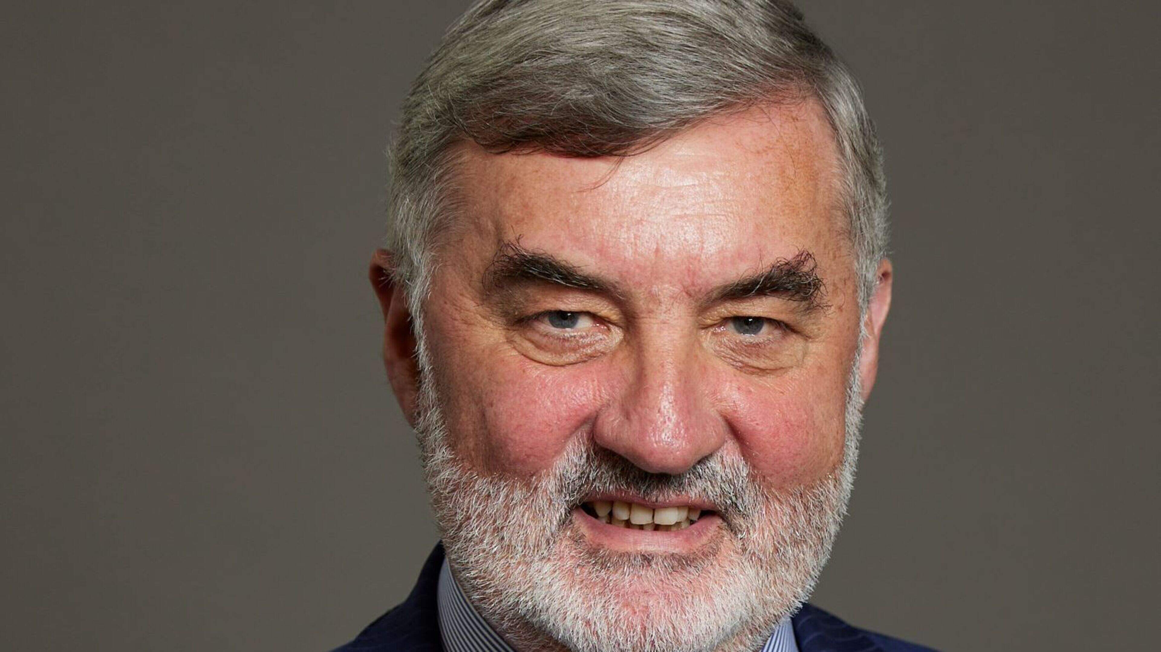 Alderdice calls for tighter rules on Christian counselling following Jeffrey Donaldson case: ‘Unnecessary harm is being done’