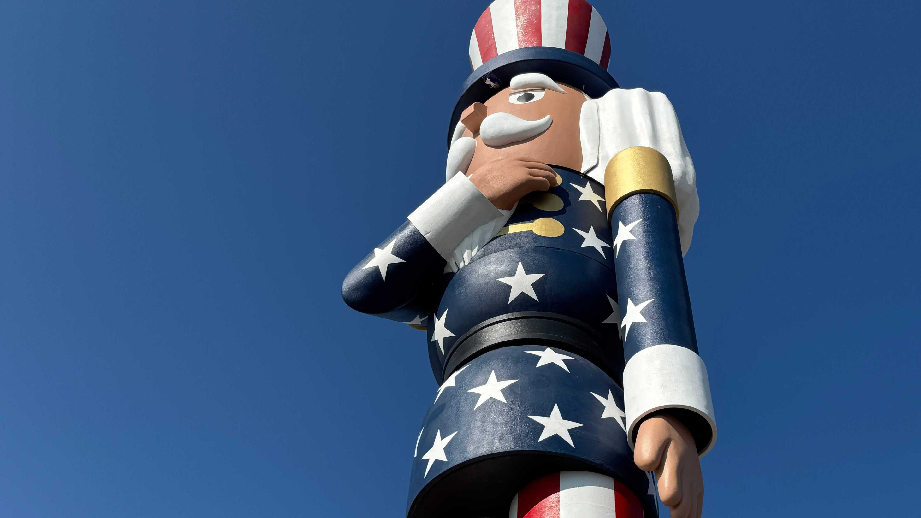 Minnesota town now boasts world’s tallest nutcracker