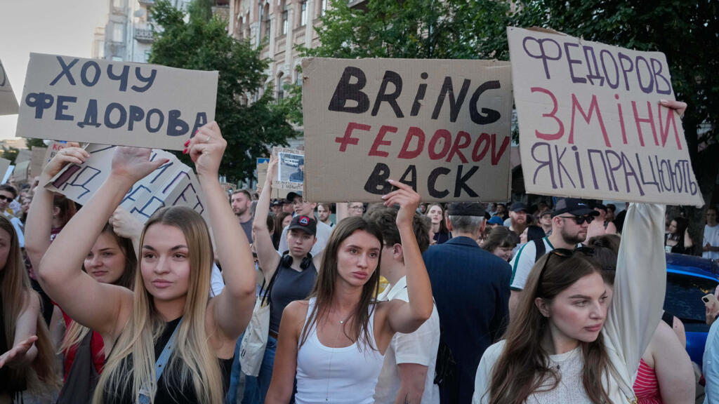 Ukraine. Minister of Defence's dismissal: the sling is growing in Kiev