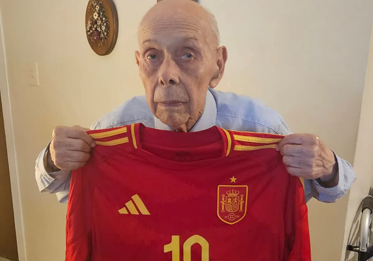 At the age of 94, he is the most veteran Spanish fan in New York: "If I could, I'd go to the stadium"