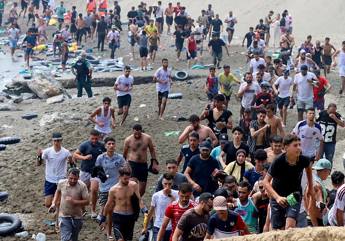 Morocco assigns the migration crisis in Ceuta to trafficking networks and disinformation on social networks