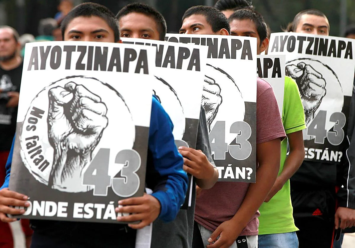 Miguel Ángel Aguirre, former governor of Guerrero, was arrested for his alleged involvement in the case of Ayotzinapa students